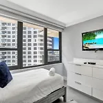 Amazing 3Bd Ocean View Condo Beach Service 715