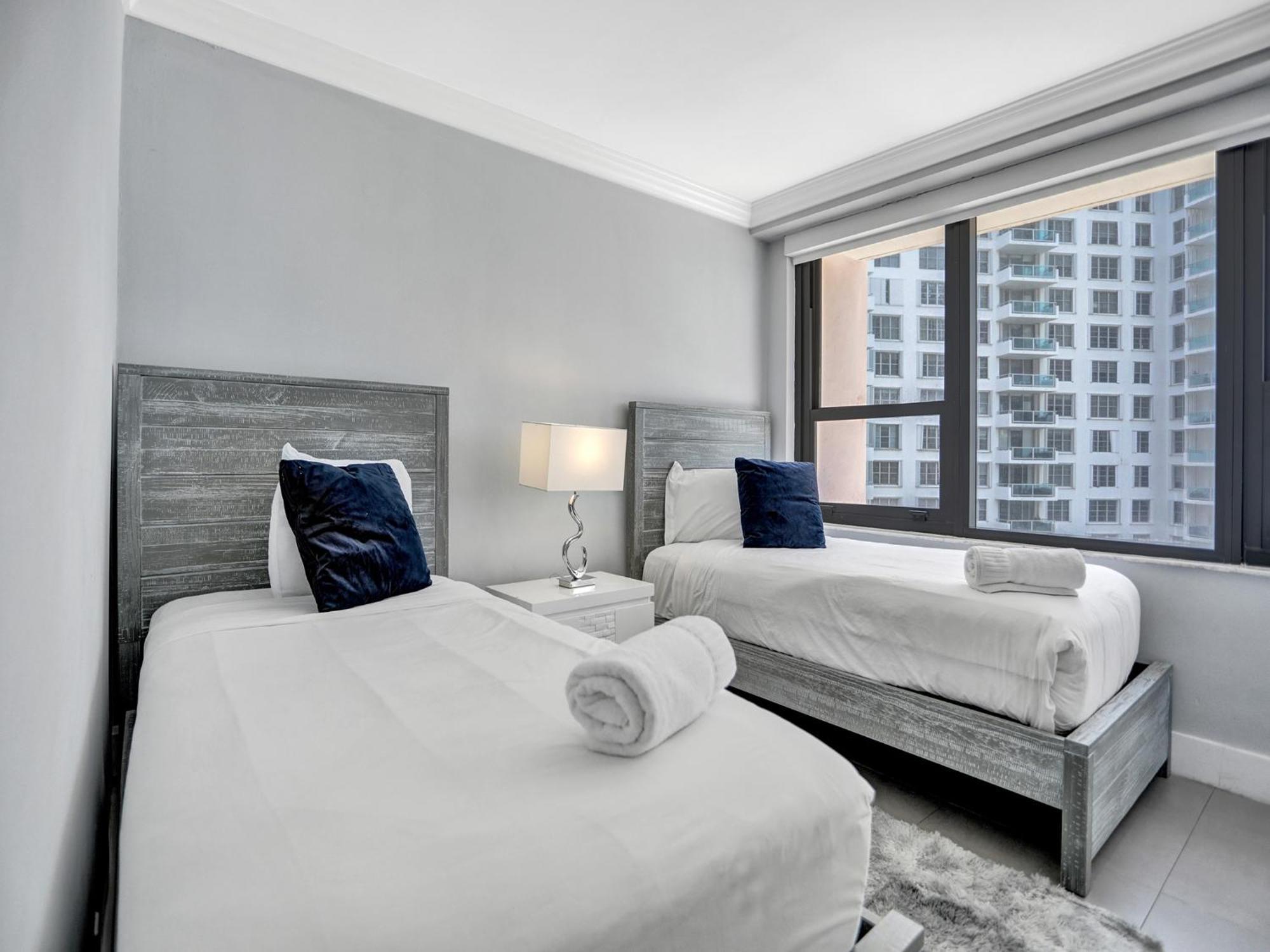 Apartment Amazing 3bd Ocean View Service 715 *