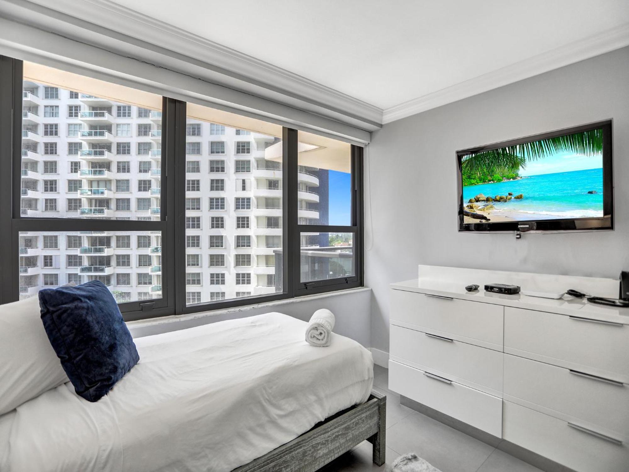 Apartment Amazing 3bd Ocean View Service 715 *