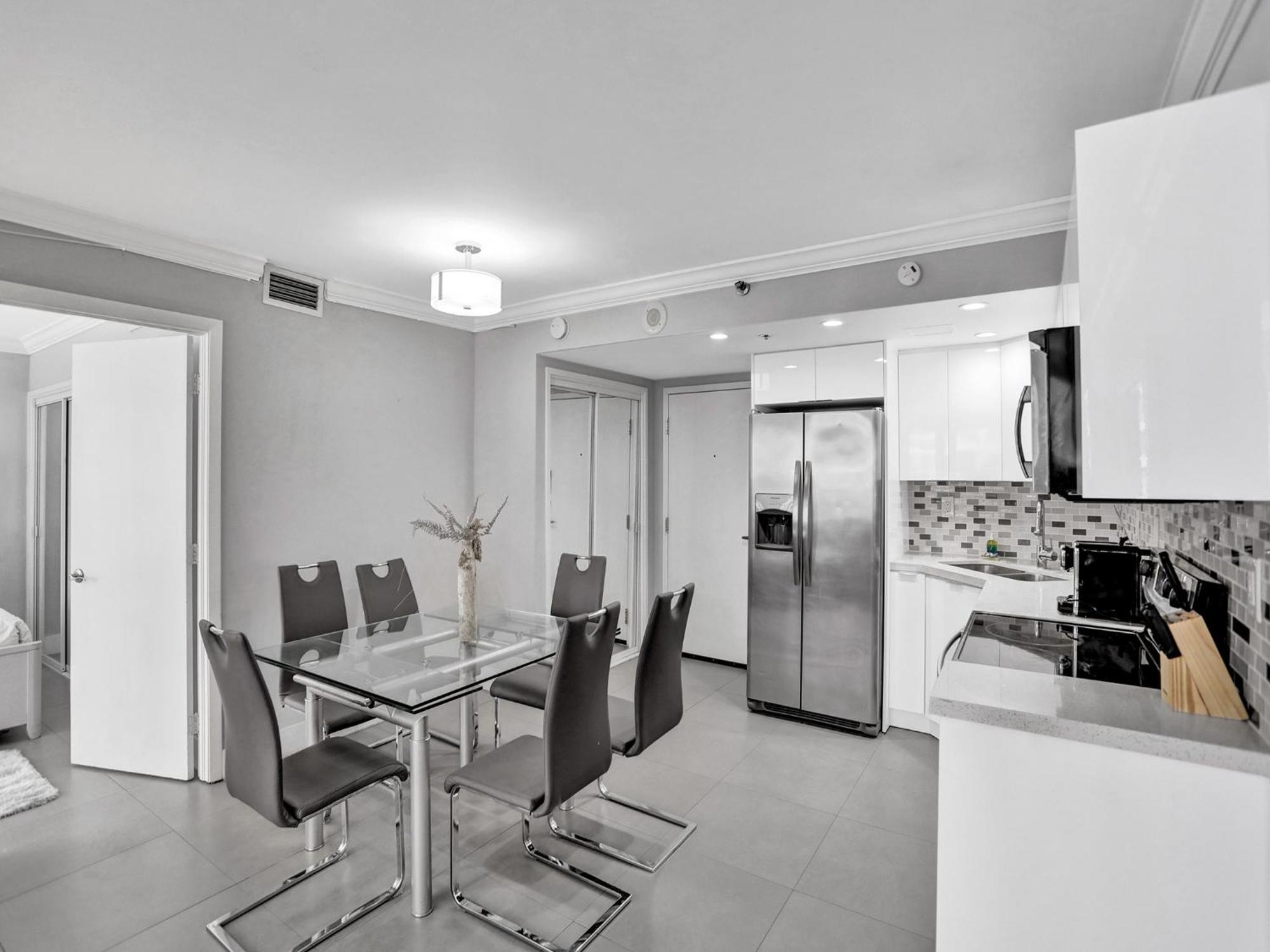 Amazing 3bd Ocean View Service 715 *