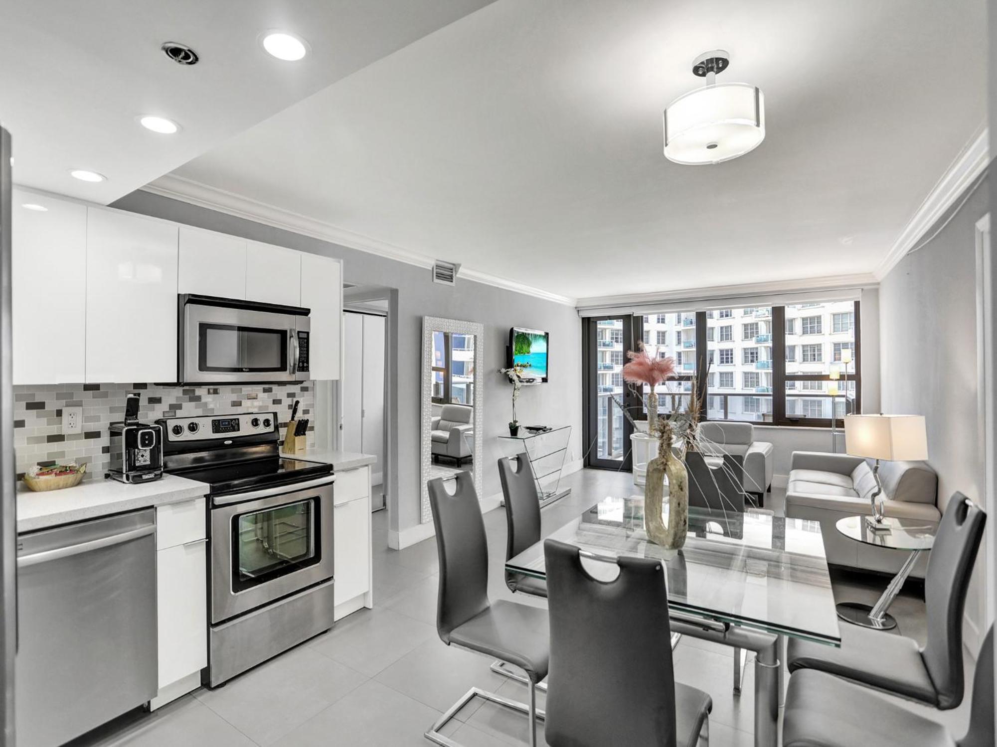Amazing 3bd Ocean View Service 715 *